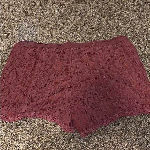 Lace shorts - Picture 2 of 2